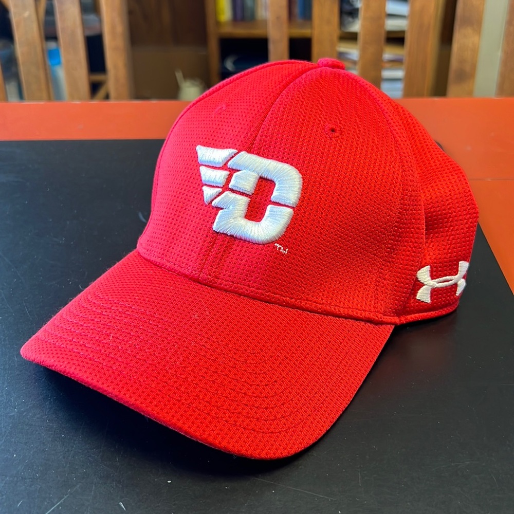 Under Armour Dayton Fliers S/M Red Fitted Hat. LIKE NEW CONDITION!